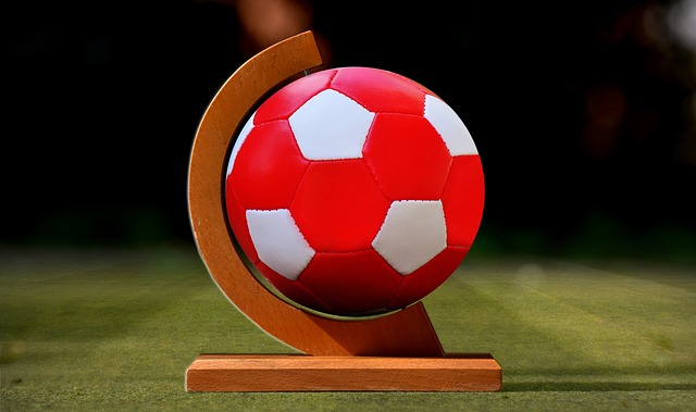 欧冠前瞻：皇马教练阿隆索生死战，曼城对西甲队豪取四连胜